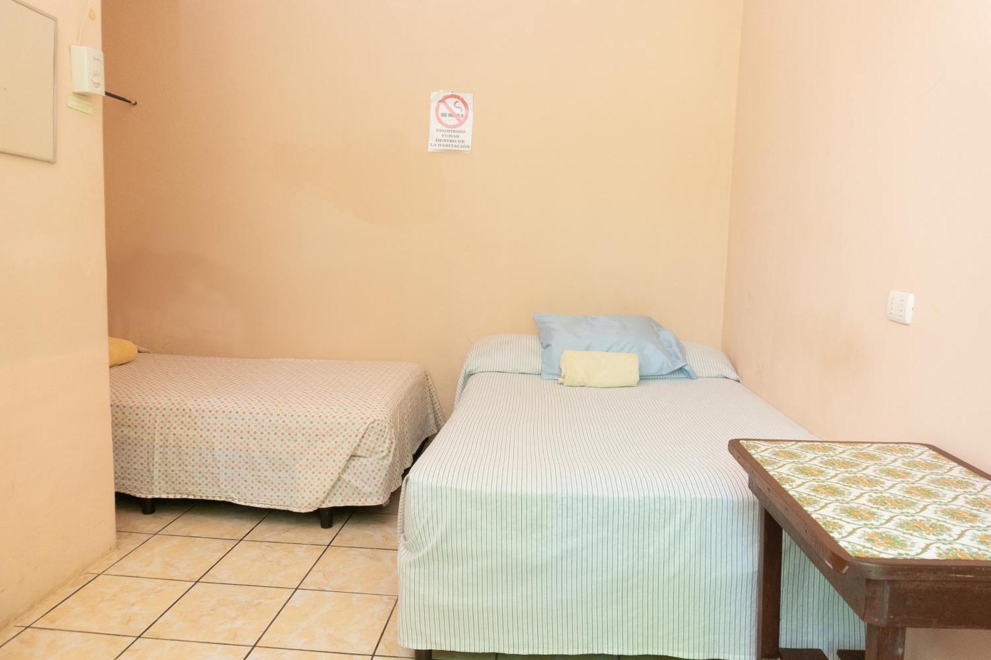 Hostal Delmy Suchitoto Exteriör bild