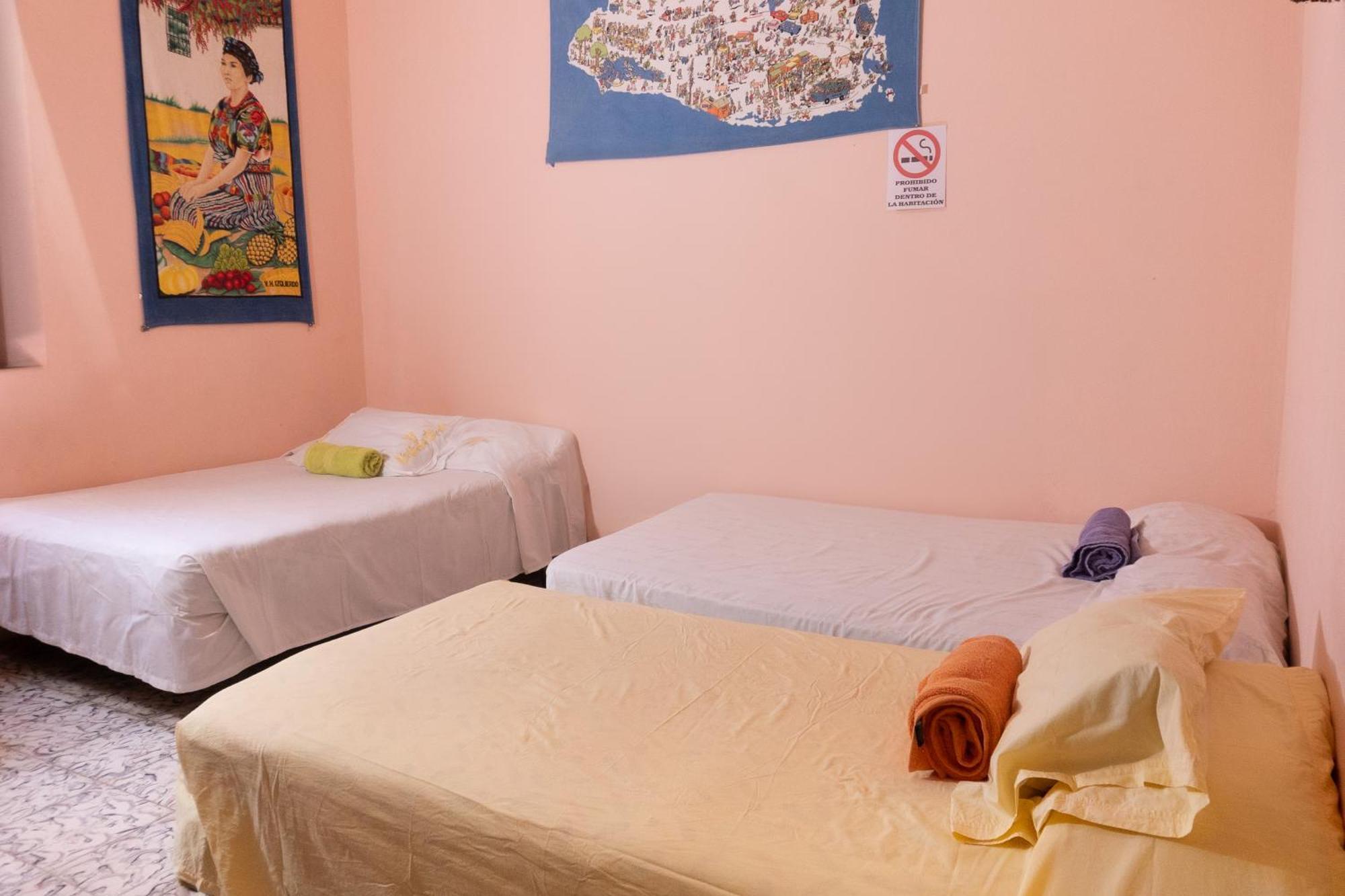 Hostal Delmy Suchitoto Exteriör bild